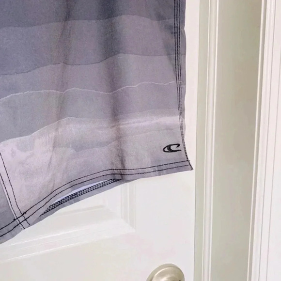 O’Neill Swim Men’s Black and Gray Hyperfreak Board Shorts 32W - Picture 7 of 11